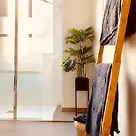 Apartment Feel The Sherry Experience1 By Musgo