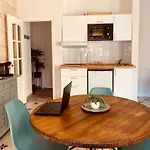 Feel The Sherry Experience1 By Musgo Apartment